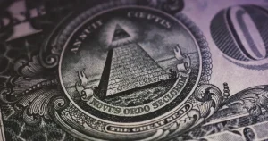 Не масони й не ілюмінати: історики розкрили походження ока на доларовій банкноті