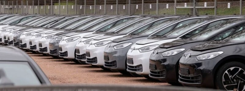 Реєстрації електромобілів в Україні у серпні скоротилися на 47% за рік