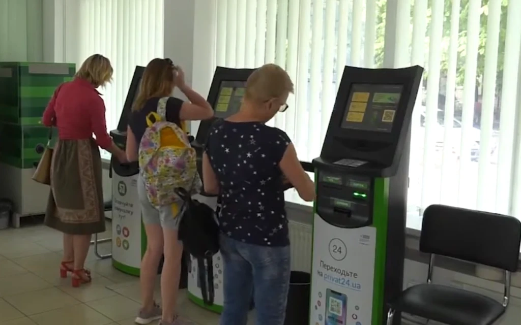Безпечної суми не існує: коли банк може вимагати пояснити походження грошей